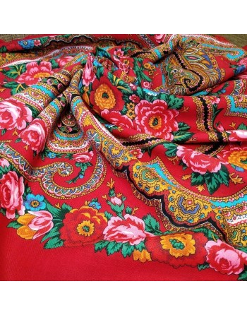 sal-esarfa-batic-din-lana-146x146cm-original-pavlovo-posad-rusia-model-lyubava-multicolor-pe-fundal-rosu